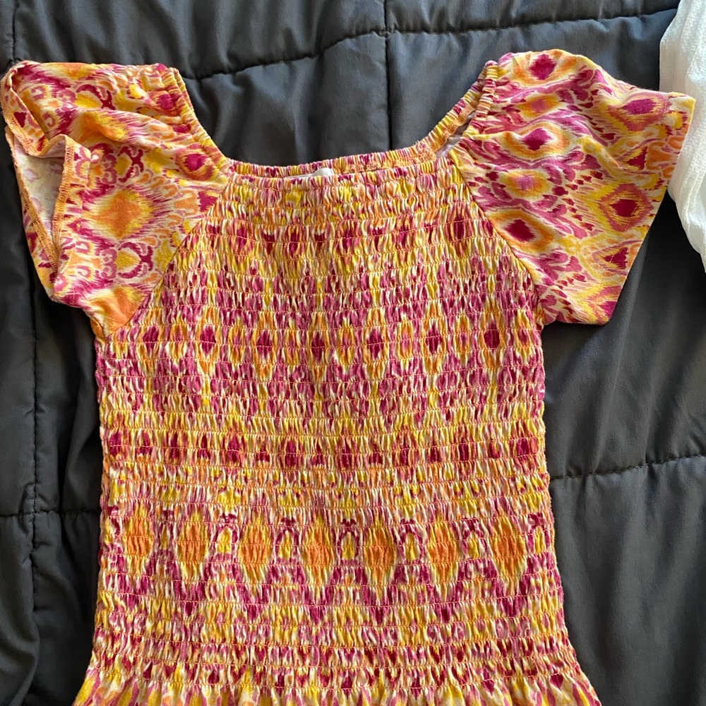 Shirts - Picture 2 of 4